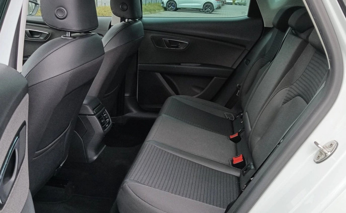 Seat Leon cena 69900 przebieg: 84818, rok produkcji 2018 z Poznań małe 562